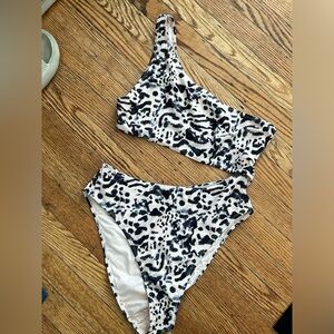 Nasty Gal swimsuit L